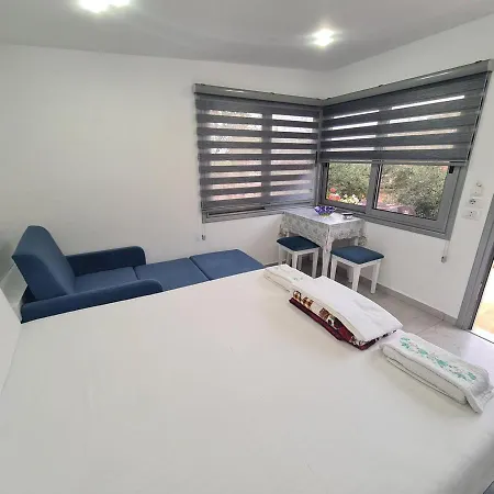 בית נופש Martini Vacation סרנדה